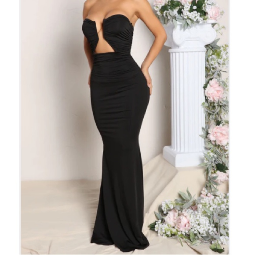Sweetheart cutout formal dress